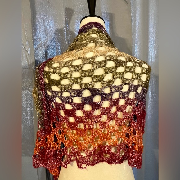 Summer Desert Sunset Lightweight Boho
Shaw & Swim Cover tie skirt
Hand Crochet - Picture 6 of 6